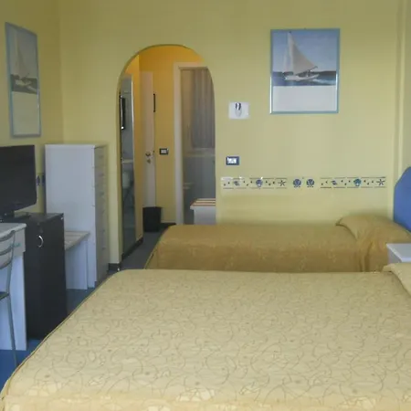 فندق Solemare 3*